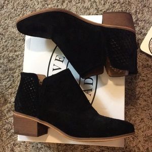 Susina booties